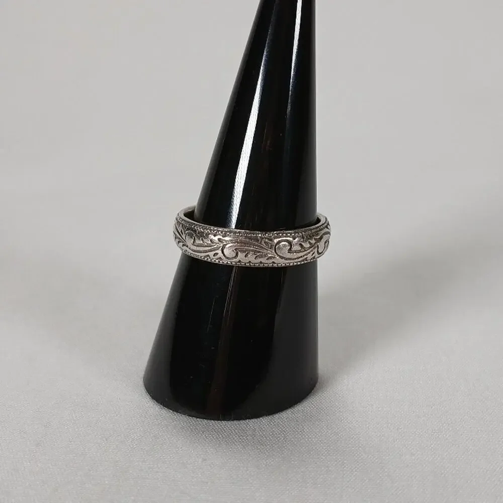 Vintage Marsala Etched Paisley Sterling Silver Ring Size 8.75